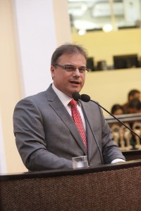 Dep. Eduino Brito