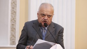 Dep. Guilherme Uchoa.