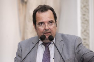 Dep. Rogerio Leão.