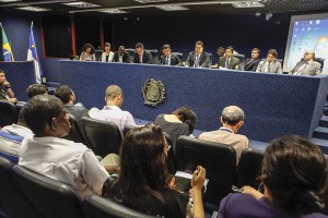 11.18-ASSUNTOS-INTERNACIONAIS-JB-131-de-280
