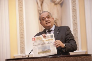 Dep. Aluísio Lessa.