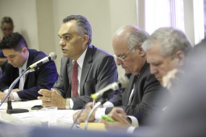 Odacy Amorim detalha ações da Frente Parlamentar. Foto: Rinaldo Marques