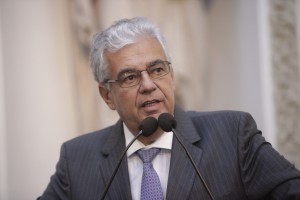 Dep. Antônio Moraes.