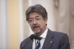 Dep. Augusto César.