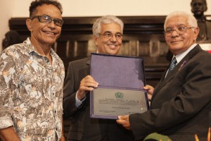 Solene em comemoração aos 50 anos de carreira do compositor J. Michiles, no carnaval de Pernambuco e aos 80 anos de vida e 65 de carreira do Maestro Duda, por solicitação do deputado Antônio Moraes.