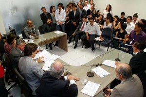 FUNCIONALISMO - Proposta disciplina cessão de servidores. Foto: Jarbas Araújo
