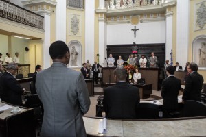 Deputados fazem minuto de silêncio pela morte do pastor Natanael Antônio dos Prazeres Foto: João Bita