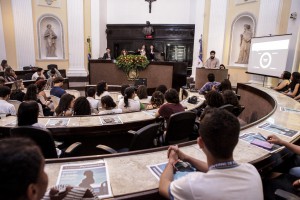 Estudantes participam de evento da Primavera dos Museus na Alepe. Foto: João Bita