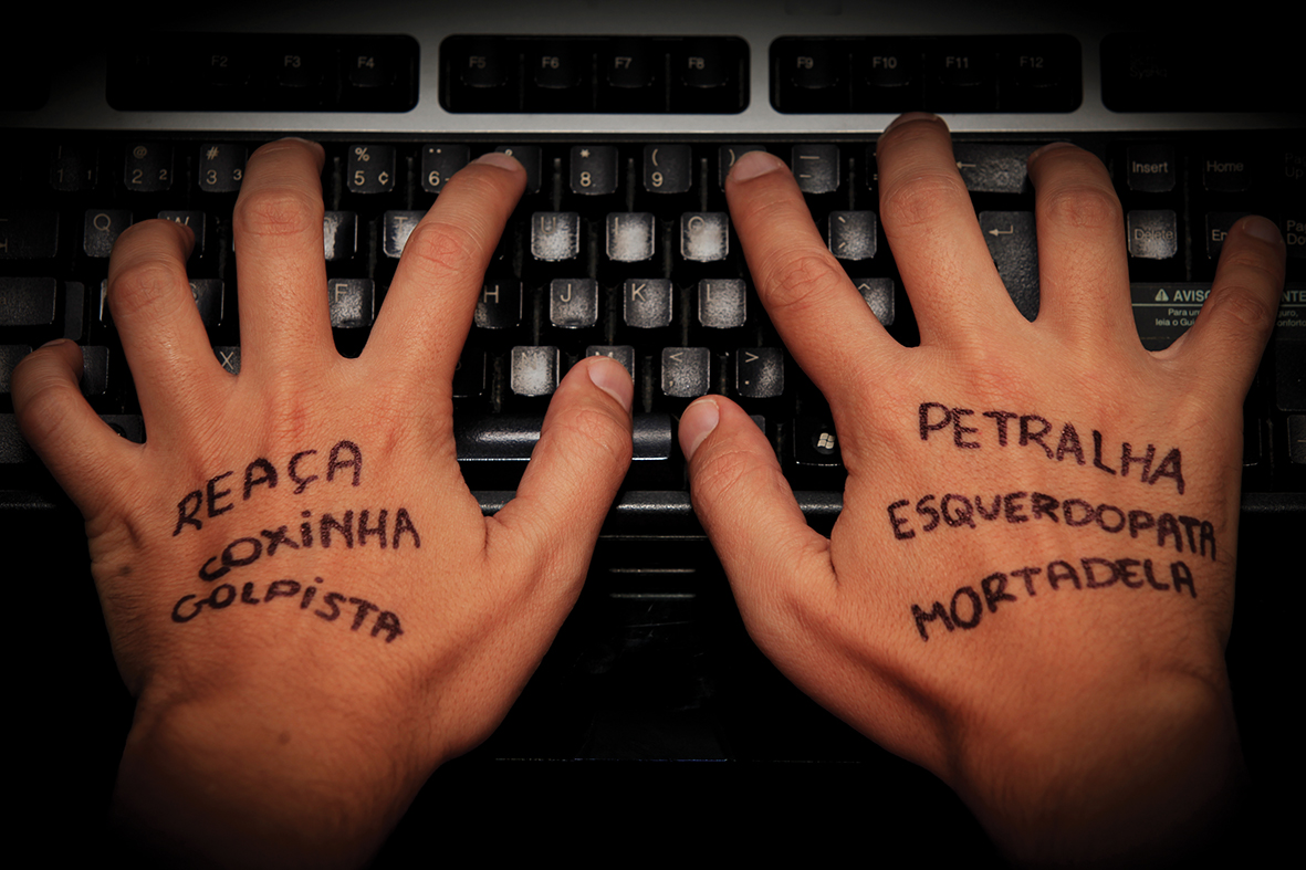 Para especialistas, anonimato encoraja posicionamentos radicais na Internet. Foto: Henrique Genecy