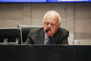 UCHOA - “Discussões e deliberações da Casa continuarão a se pautar pelos mais absolutos princípios democráticos e republicanos.”