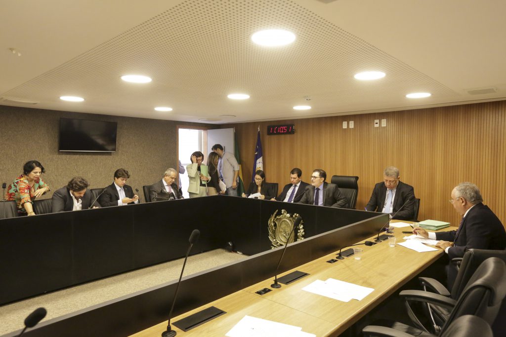 02-06-justica-fa-63