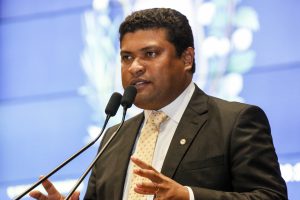 JOEL DA HARPA - “O Governo Federal deveria estar preocupado em apresentar uma proposta para todo o País”. Foto: Jarbas Araújo