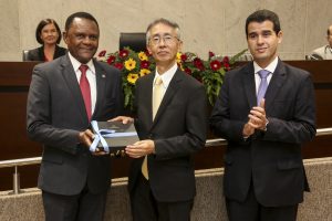 PAÍSES AMIGOS - O Japão recebeu honraria por iniciativa do ex-deputado estadual Bispo Ossesio Silva. Foto: Sabrina Nóbrega