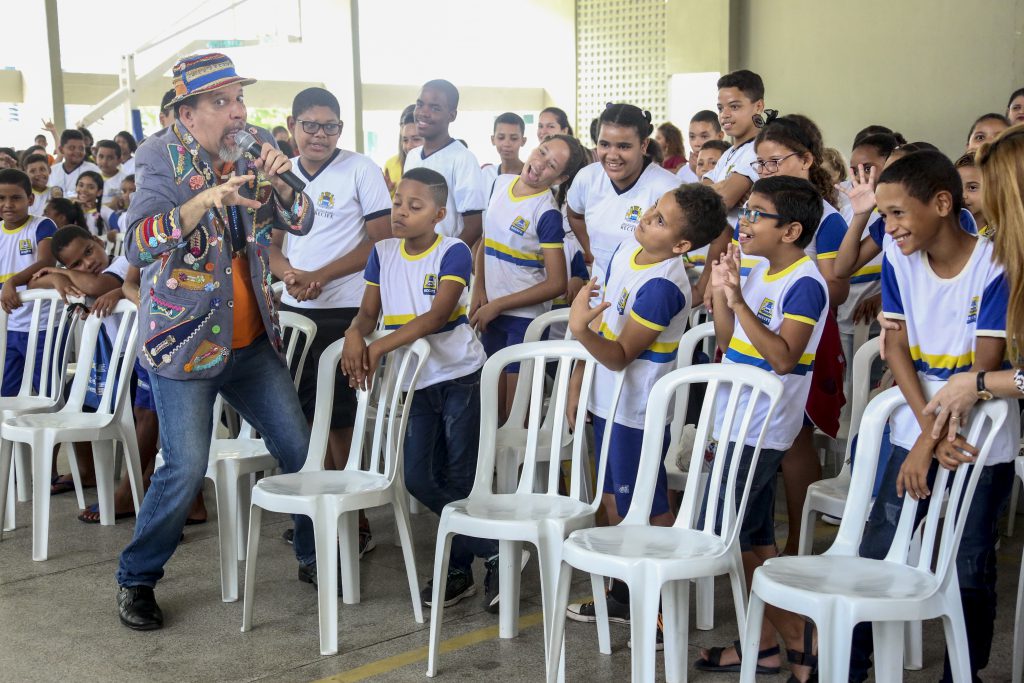 Leitura e a contação de histórias, além de divertidas e prazerosas, contribuem para a formação cidadã