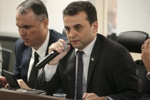 ORÇAMENTO - Stefanni explicou que PLC deveria ter sido negociado previamente com o Poder Executivo, já que traz impacto financeiro. Foto: Sabrina Nóbrega