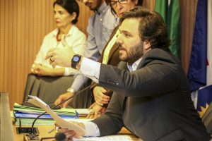 DEFESA - Autor do PL, Rodrigo Novaes destacou objetivo de "garantir mais moralidade e transparência na gestão de recursos públicos". Foto: Sabrina Nóbrega