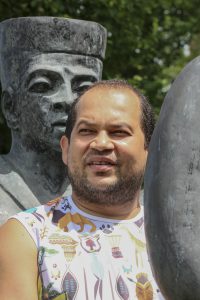 DIFICULDADES - “Próximo ao Carnaval, vemos pessoas que fazem o folguedo devendo dinheiro a agiotas”, relata Fábio Sotero. Foto: Jarbas Araújo