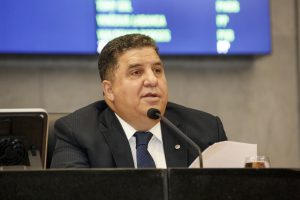 MISSÃO CUMPRIDA - “Cada um de nós fez o possível para melhorar a realidade social e econômica do Estado”, pontuou Collins. Foto: Roberto Soares
