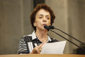 ELOGIO - Deputada também anunciou que apresentará Voto de Aplausos ao IV Encontro Brasileiro de Mulheres Cegas e Baixa Visão. Foto: Roberto Soares
