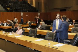QUORUM - Deliberação foi suspensa por não haver o mínimo de 25 deputados em Plenário. Foto: Jarbas Araújo