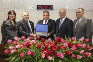SOLENE - A homenagem foi proposta pelo deputado Eduíno Brito. Foto: Jarbas Araújo