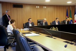 ARTICULAÇÃO - Colegiado pretende pressionar Governo Federal a dar prioridade à indústria nacional na contratação de navios da Petrobras e da Marinha. Foto: Sabrina Nóbrega