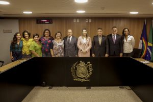 LEVANTAMENTO - “Vamos verificar a situação das escolas e das condições de trabalho dos professores”, anunciou Romário Dias, que presidirá Educação. Foto: Alepe