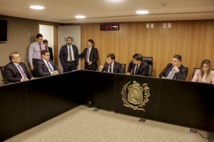 INCLUSÃO - Entre os destaques, está proposta que institui sessões de cinema adaptadas para crianças e adolescentes autistas. Foto: Alepe