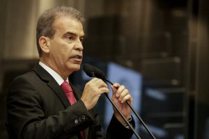 ARGUMENTO - “Apenas as assembleias legislativas do Acre e de Pernambuco não podem apresentar propostas que aumentem despesas”. Foto: Jarbas Araújo