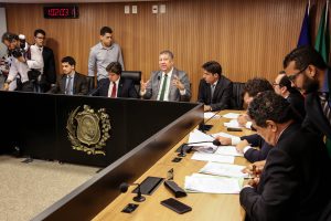 DEBATE - Colegiado promoverá audiência pública para tratar de mudanças na repartição de recursos públicos entre União, Estados e municípios. Foto: Alepe