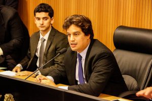 AUDIÊNCIA - Rediscussão do pacto federativo está na pauta da Comissão de Finanças, lembrou Lucas Ramos, que preside o colegiado. Foto: Alepe