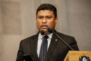ELOGIO - “Cobrei, então agora tenho que reconhecer a atitude do Estado”, declarou o parlamentar. Foto: Roberto Soares