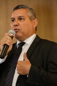 ASSUNTOS - Gestor abordou trabalho para estimular e conectar setor de inovação às cadeias produtivas, entre outros temas. Foto: Jarbas Araújo