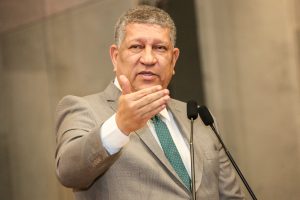 Reunião Plenária - Dep. Isaltino Nascimento
