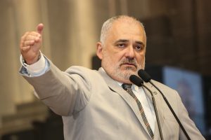 PREJUÍZO - Segundo o parlamentar, circula nas redes sociais que o MPPE recebeu informação que dá conta de prejuízo da ordem de R$ 23 milhões. Foto: Roberto Soares