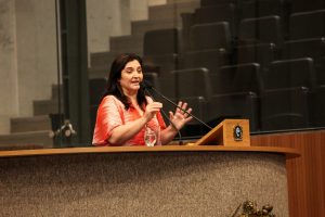 MERCADO - “A Avianca era a que oferecia os melhores preços”, comentou Dulcicleide Amorim. Foto: Roberto Soares