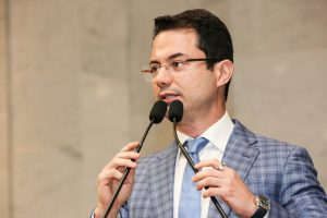 URGÊNCIA - Socialista acredita que esforço das lideranças políticas pode viabilizar a entrega de ao menos duas das quatro obras em andamento ainda neste ano. Foto: Roberto Soares