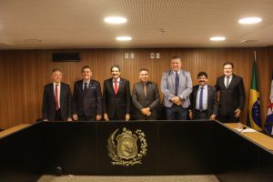 PREOCUPAÇÃO - Instalado nesta manhã, colegiado proporá medidas para lidar com a possível extinção de postos de trabalho decorrente do avanço da tecnologia. Foto: Neto Lima