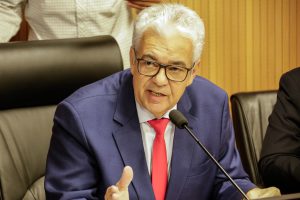 AUDIÊNCIA - Discussão sobre duplicação da estrada de São Caetano a Garanhuns contou com ampla participação, destacou Moraes. Foto: Sabrina Nóbrega/Arquivo