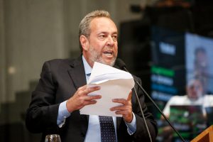 OPINIÃO - “Fonte joga suspeitas sobre a Casa com dois objetivos: manchar a imagem dos parlamentares e fortalecer um movimento do Palácio Campo das Princesas para adiar a PEC.” Foto: Roberto Soares
