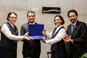 TRAJETÓRIA - Responsável pela educação de milhares de jovens de Vitória de Santo Antão e entorno, escola recebeu homenagem por solicitação do deputado Joaquim Lira. Foto: Jarbas Araújo