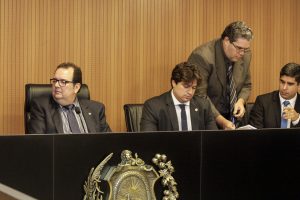 MEDIDA - Medida pretendia acabar com a prática, até 2021, em centros urbanos de municípios com mais de 50 mil habitantes. Foto: Nando Chiappetta
