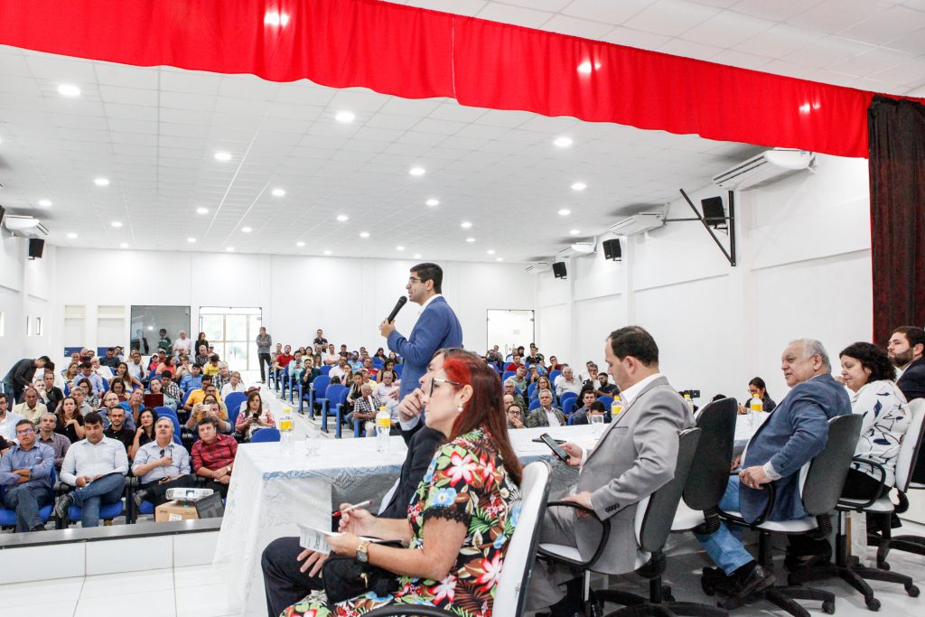 NÚMEROS - Comissão de Desenvolvimento Econômico realizou duas visitas técnicas e 11 audiências públicas em vários municípios pernambucanos. Foto: Evane Manço