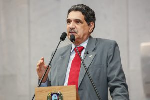 EXPECTATIVA - Segundo o parlamentar, “serão necessários sete anos para o Brasil voltar ao patamar anterior à crise”. Foto: Roberto Soares