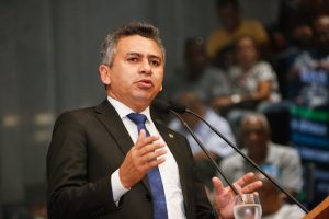 TRIBUNA - “O acusador negociou com o julgador formas de condenar o ex-presidente Lula, o que é crime”. Foto: Roberto Soares