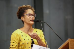 REGISTROS - Jô Cavalcanti lamentou a morte de mais uma mulher e chamou atenção para os índices de violência. Foto: Roberto Soares