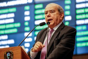 VÍNCULO - “Minhas origens estão em Correntes, onde fui o deputado mais votado nas últimas eleições.” Foto: Roberto Soares
