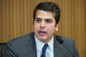 INVESTIMENTO - Antonio Coelho nega boicote do Governo Federal a Pernambuco: “Enxergo muitos recursos sendo liberados”. Foto: Roberta Guimarães