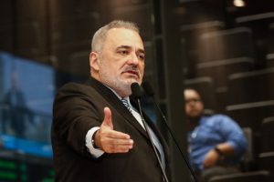 OPOSIÇÃO - “Blitze voltarão no segundo semestre e continuaremos a denunciar a má gestão do governador Paulo Câmara”, avisou Marco Aurélio. Foto: Roberto Soares