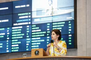 DENÚNCIA - “Diante da postura lesiva ao contribuinte, fizemos uma representação junto ao Caop de Defesa do Consumidor para que ele defenda o elo mais fraco dessa cadeia produtiva”, anunciou. Foto: Roberto Soares